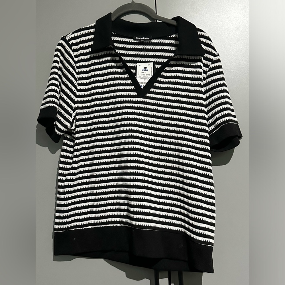 B&W top